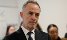 Le maire de Paris Emmanuel Grégoire aux Assises de la santé mentale à Paris le 1er avril 2026 ( AFP / Anna KURTH )