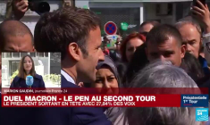 Présidentielle 2022 : le candidat Macron en campagne sur les terres du RN