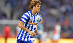 José Fonte humilié par une roulette de Rodrigo Mora