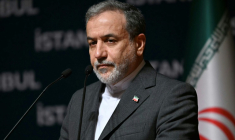 Le ministre iranien des Affaires étrangères Abbas Araghchi à Istanbul, le 22 juin 2025 ( AFP / OZAN KOSE )