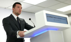 Le président du Rassemblement national (RN), Jordan Bardella, lors d'une conférence de presse, le 18 février 2026 à Paris, consacrée au "sursaut face à l'extrême gauche tenue pour responsable de la mort du jeune militant nationaliste Quentin Deranque ( AFP / Thomas SAMSON )