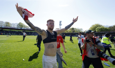 Le champion de D5 anglaise sacré dans le temps additionnel du dernier match de la saison