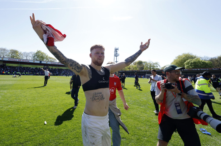 Le champion de D5 anglaise sacré dans le temps additionnel du dernier match de la saison
