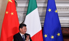 Le projet des "nouvelles routes de la Soie" suscite la méfiance pour l'endettement dangereux qu'il fait peser sur des pays pauvres ( AFP / ALBERTO PIZZOLI )