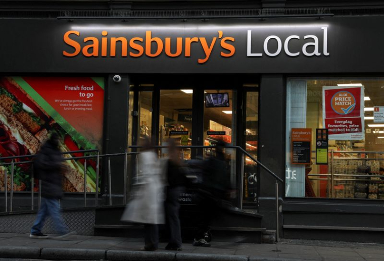 Un magasin Sainsbury's Local à Londres
