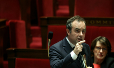 Le Premier ministre Sébastien Lecornu prononce un discours à l'Assemblée nationale, à Paris, le 14 janvier 2026 ( AFP / Alain JOCARD )