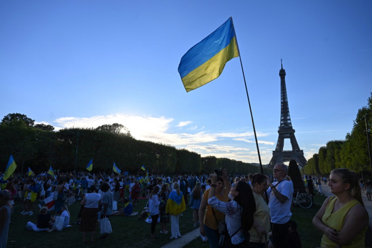 Une manifestation de soutien à l'Ukraine à Paris, le 24 août 2022. ( AFP / EMMANUEL DUNAND )