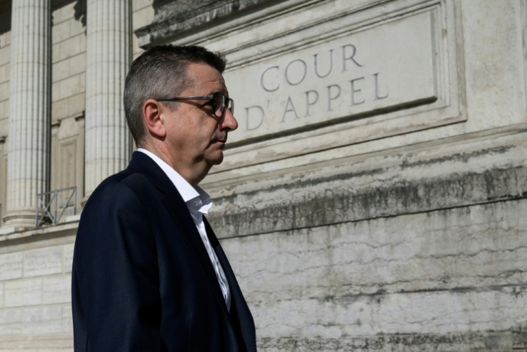 Gaël Perdriau, arrivant à la cour d'appel de Lyon,  pour son procès en appel dans l'affaire du  chantage à la sextape sur son ex-premier adjoint, le 8 juin 2026. ( AFP / JEFF PACHOUD )