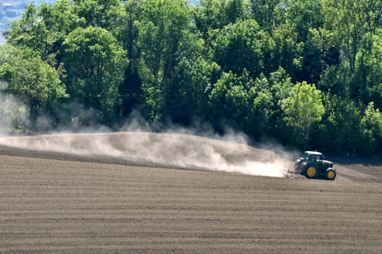 En 2025, la France a perdu 30.737 hectares dédiés à l'agriculture biologique ( AFP / REMY GABALDA )