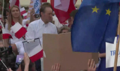 Pologne: le candidat pro-UE Trzaskowski tient une rassemblement avant la présidentielle
