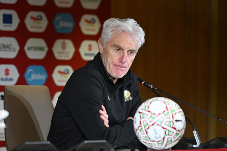 Le ministre des Sports sud-africain n'est pas tendre avec Hugo Broos