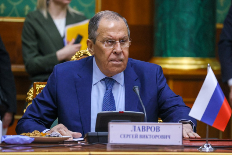 Sergueï Lavrov à Dushanben au Tadjikistan, le 13 mai 2022. ( RUSSIAN FOREIGN MINISTRY / HANDOUT )