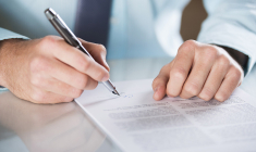 Le constituant n'a plus aucun droits sur les biens transmis. (© Fotolia)