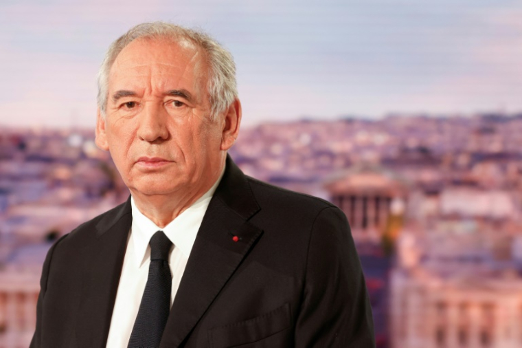 Le Premier ministre François Bayrou le 27 août 2025 dans les studios de TF1 à Boulogne-Billancourt, près de Paris ( AFP / Xavier GALIANA )