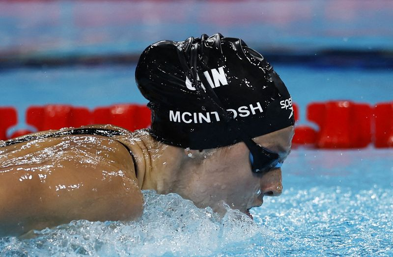 JO - Natation (F) - Summer McIntosh médaillée d'or aux 400 m 4 nages