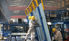 CHINE: L'ACTIVITÉ INDUSTRIELLE A RALENTI MOINS VITE EN MAI