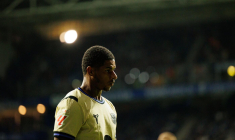 Le spectateur coupable d’insultes racistes envers Rashford prend cher