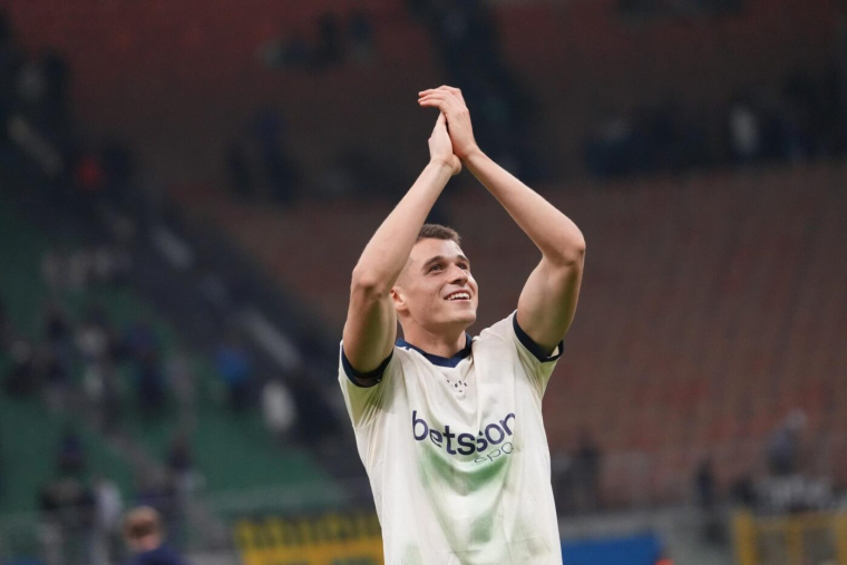 Quand un supporter de l'AC Milan plante un triplé contre l'Inter