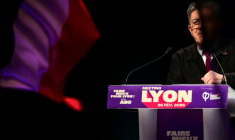 Jean-Luc Mélenchon, fondateur de La France Insoumise (LFI), lors d'un meeting de campagne du candidat LFI en tête de liste aux élections municipales de Lyon de 2026, le 26 février 2026 ( AFP / OLIVIER CHASSIGNOLE )