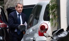 L'ancien président français Sarkozy condamné à une peine de prison par le parquet de Paris