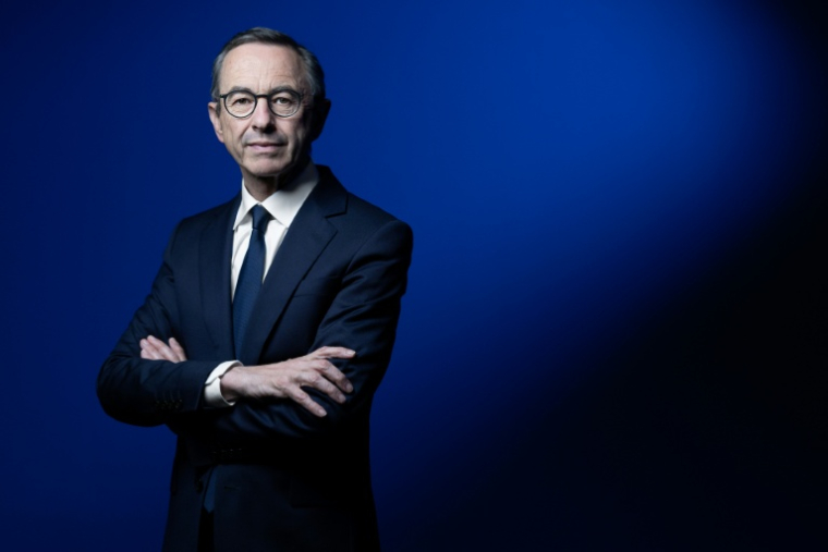 Le patron de LR et candidat à la présidentielle Bruno Retailleau pose le 29 avril 2026 à Paris ( AFP / Joel Saget )