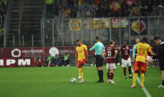 Pierre Sage et Stéphane Le Mignan n’ont pas apprécié l’ambiance à Saint-Symphorien