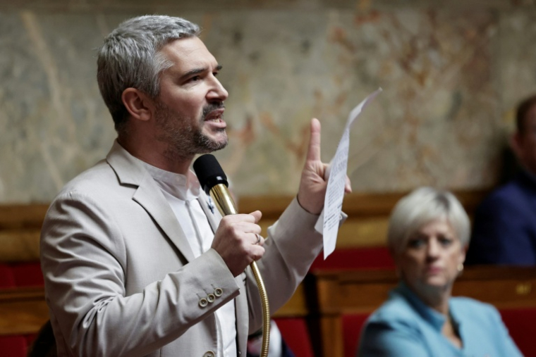 Arnaud Bonnet (groupe écologiste) s'exprime lors d'une séance de questions au gouvernement à l'Assemblée nationale, à Paris, le 4 novembre 2025 ( AFP / STEPHANE DE SAKUTIN )