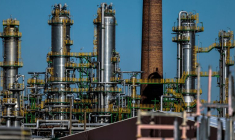 DES ACTIONNAIRES DE QUATRE GÉANTS PÉTROLIERS AMÉRICAINS VONT VOTER EN FAVEUR DE MESURES CLIMATIQUES