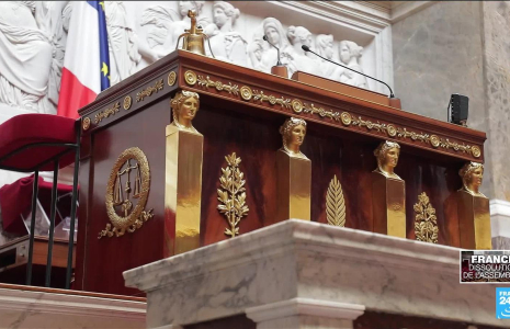 Législatives anticipées en France : quels pouvoirs pour le président en cas de cohabitation ?