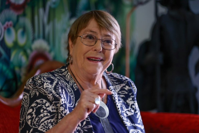 Michelle Bachelet lors d'un entretien avec l'AFP à Santiago, le 22 décembre 2025 ( AFP / Raul BRAVO )