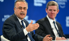 Amin Nasser, PDG d'Aramco, le 20 janvier 2026, à Davos ( AFP / FABRICE COFFRINI )