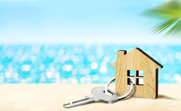 Investir en bord de mer : opportunité rentable ou risque à éviter ? / iStock.com - igoriss