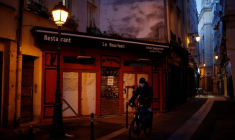 FRANCE: PRÈS DE 400 NOUVEAUX DÉCÈS LIÉS AU COVID-19