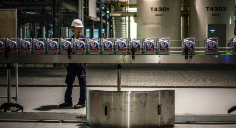 Total verse un coupon trimestriel de 0,64 euro à ses actionnaires. (© S. Lee. / Capa Pictures / Total)