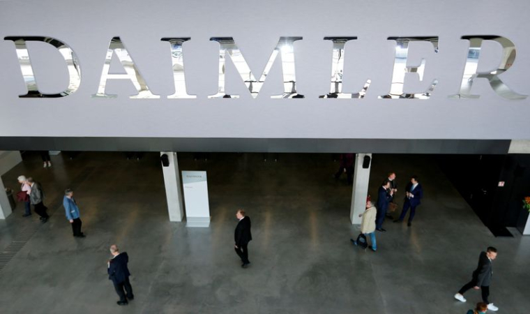 LA PÉNURIE DE PUCES PÉNALISERA LES VENTES DE DAIMLER EN 2021