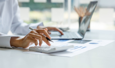 Quelle différence entre une réduction d'impôt et un crédit d'impôt  ? ( Crédits photo: ©  David- stock.adobe.com)