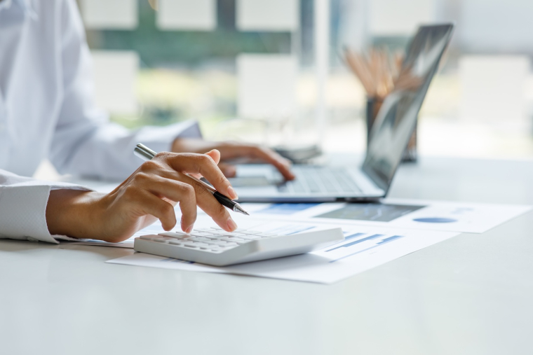 Quelle différence entre une réduction d'impôt et un crédit d'impôt  ? ( Crédits photo: ©  David- stock.adobe.com)