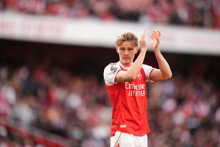 Arsenal se paye les Magpies