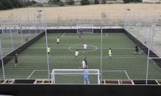 Centres de foot privé et foot populaire sont-ils compatibles ?