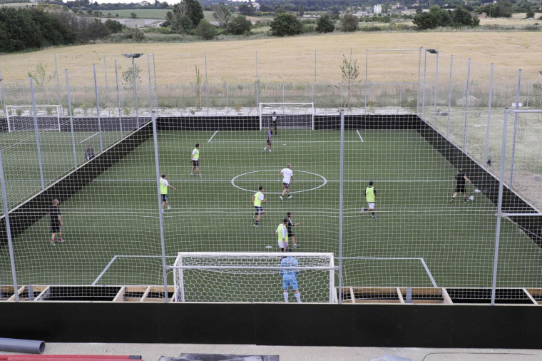 Centres de foot privé et foot populaire sont-ils compatibles ?