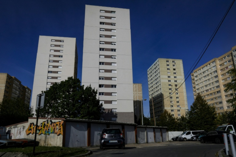 Des immeubles à Clichy-sous-Bois, le 18 octobre 2023 en Seine-Saint-Denis ( AFP / Geoffroy VAN DER HASSELT )