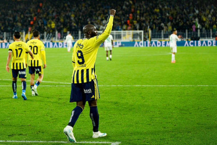 Lukaku marque ENFIN avec Fenerbahçe