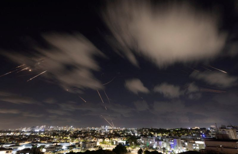 Le « Dôme de fer » israélien intercepte des missiles tirés par l'Iran