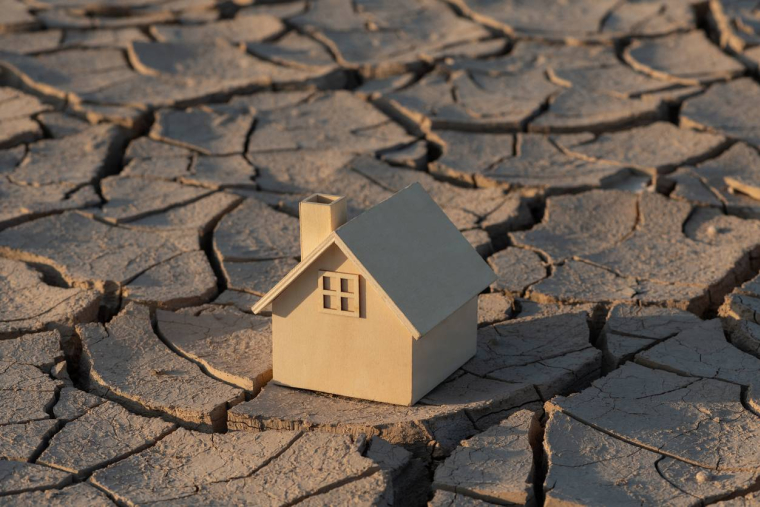 Le marché immobilier en berne-iStock-Max Zolotukhin