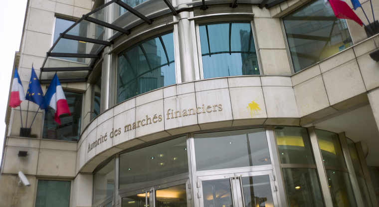 La protection des épargnants est une priorité pour l'Autorité des marchés financiers en 2022. (© Fred Dufour/ AFP)