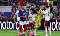 Kylian Mbappé pointe les manques des Bleus