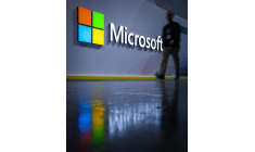 ( AFP / RONNY HARTMANN )