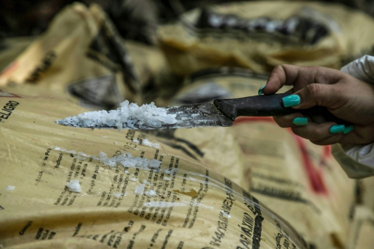 De la méthamphétamine visible après le démantèlement d'un laboratoire clandestin de production de drogue de synthèse dans l'Etat de Sinaola au Mexique, le 4 juin 2019 ( AFP / RASHIDE FRIAS )