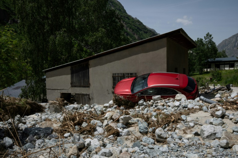 Les dégâts provoqués le 21 juin 2024 par une crue dévastatrice de la rivière Veneon au hameau de La Bérarde, le 28 juin 2024 en Isère ( AFP / ARNAUD FINISTRE )