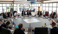 LE G7 VA S'ENGAGER SUR LA FISCALITÉ DES ENTREPRISES, LE SOUTIEN À L'ÉCONOMIE, SELON UN PROJET DE COMMUNIQUÉ